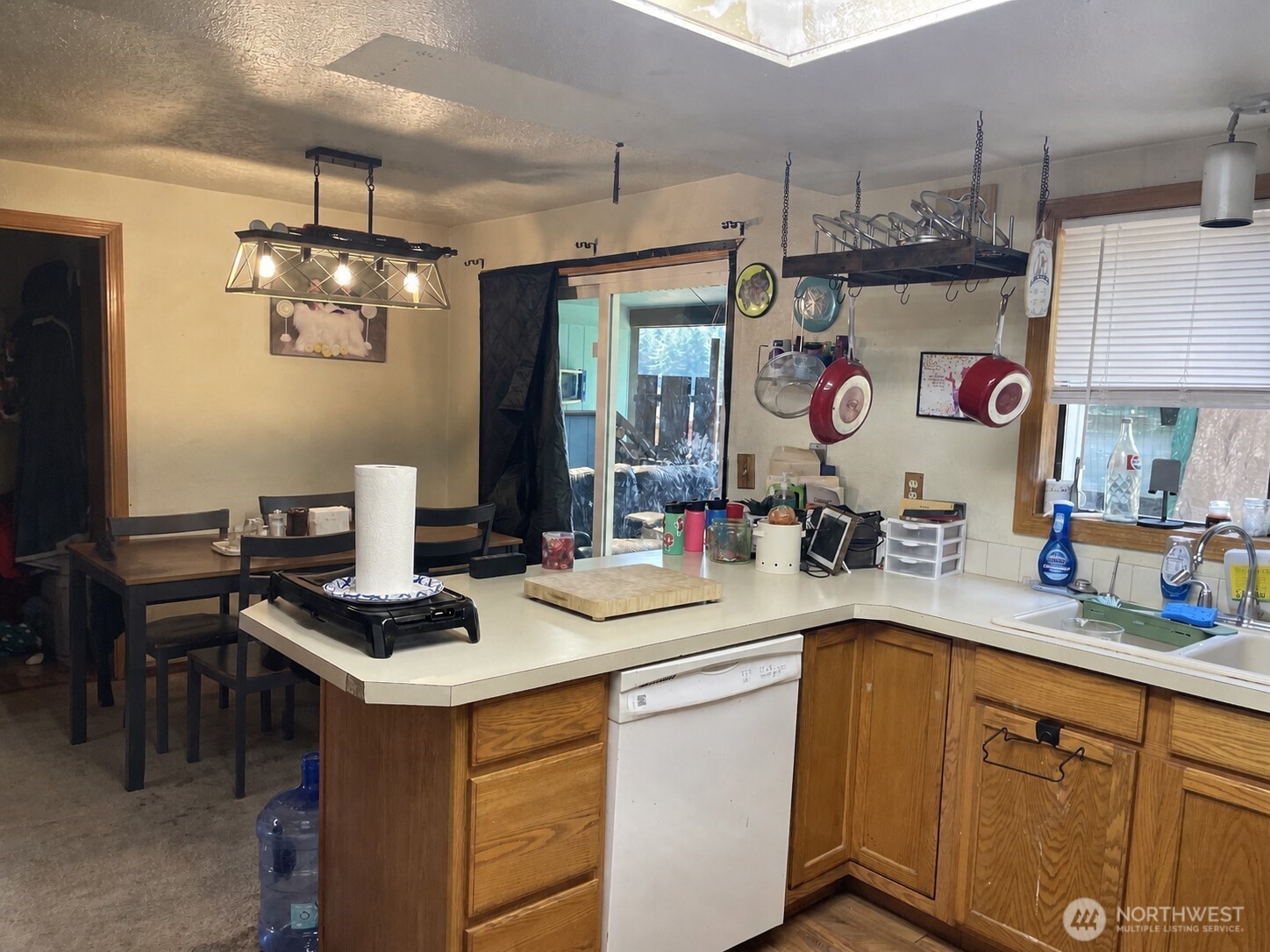 605 Scott Drive Property Photo 3