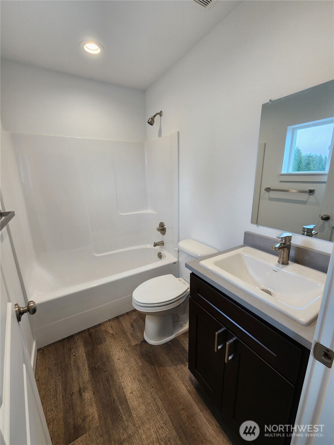 1012 Peach Road A & B Property Photo 9