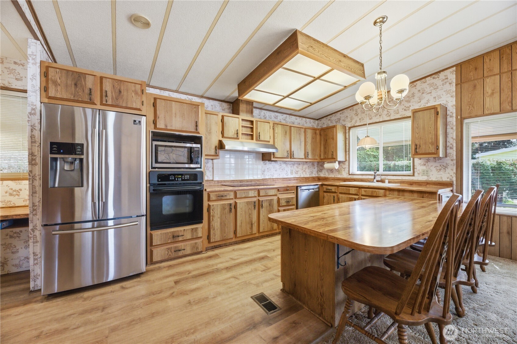 785 Dogwood Place Property Photo 7