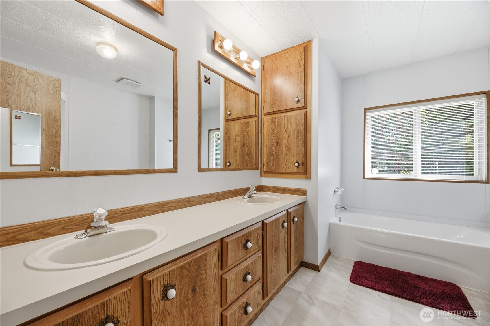 785 Dogwood Place Property Photo 18