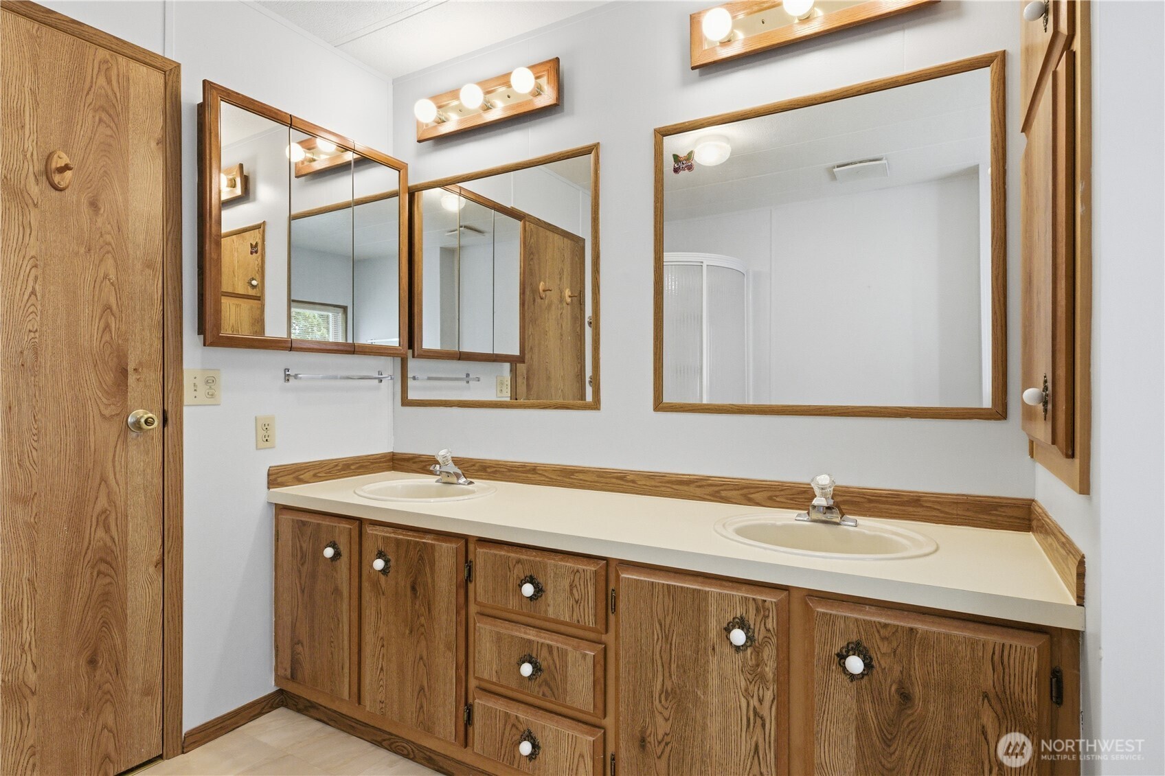 785 Dogwood Place Property Photo 24