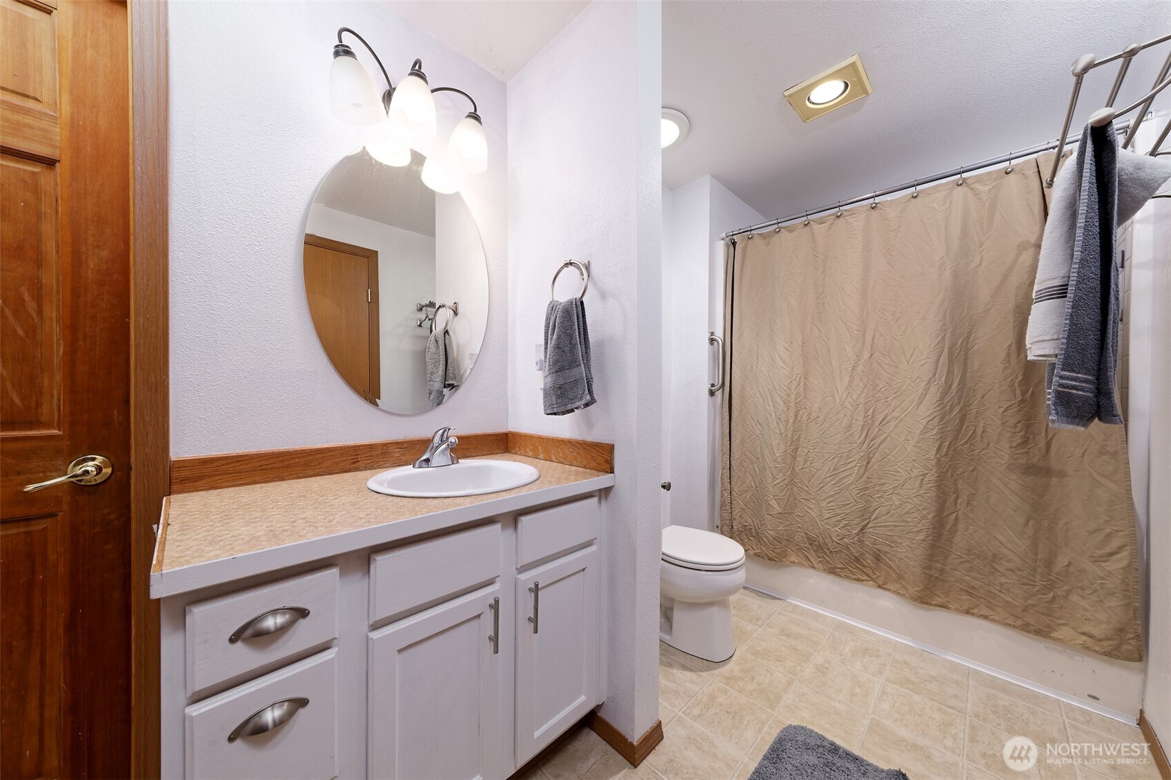 361 N North Hill Road Property Photo 18