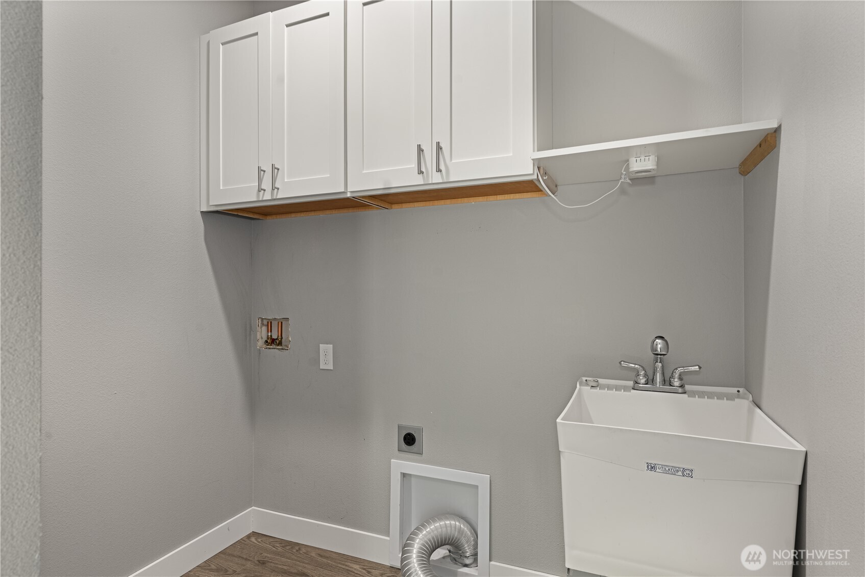 1253 Beach Drive Property Photo 27