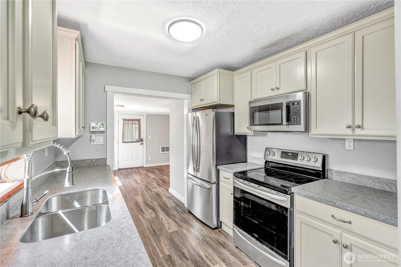 1629 7th Avenue Property Photo 11