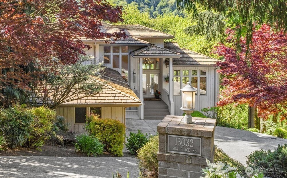 13032 204th Place Property Photo 2