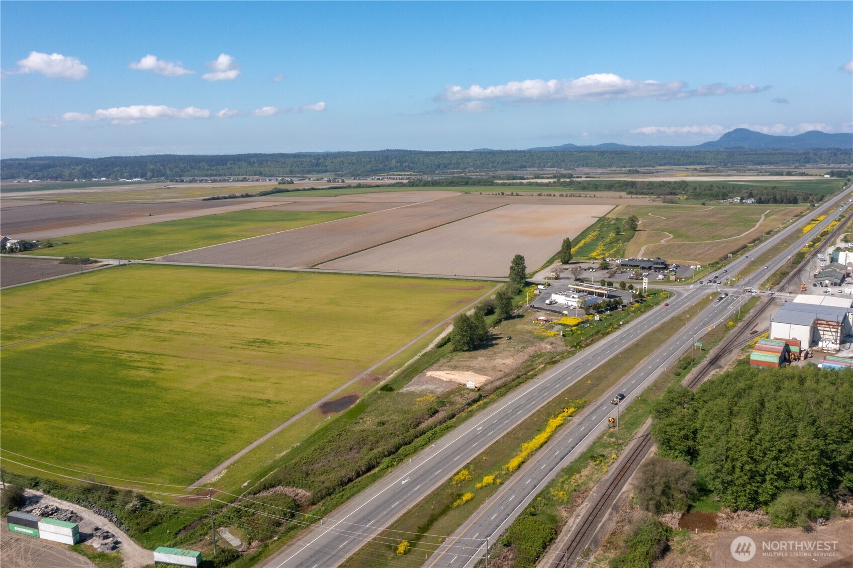 1377 Laconner Whitney Road Property Photo 4
