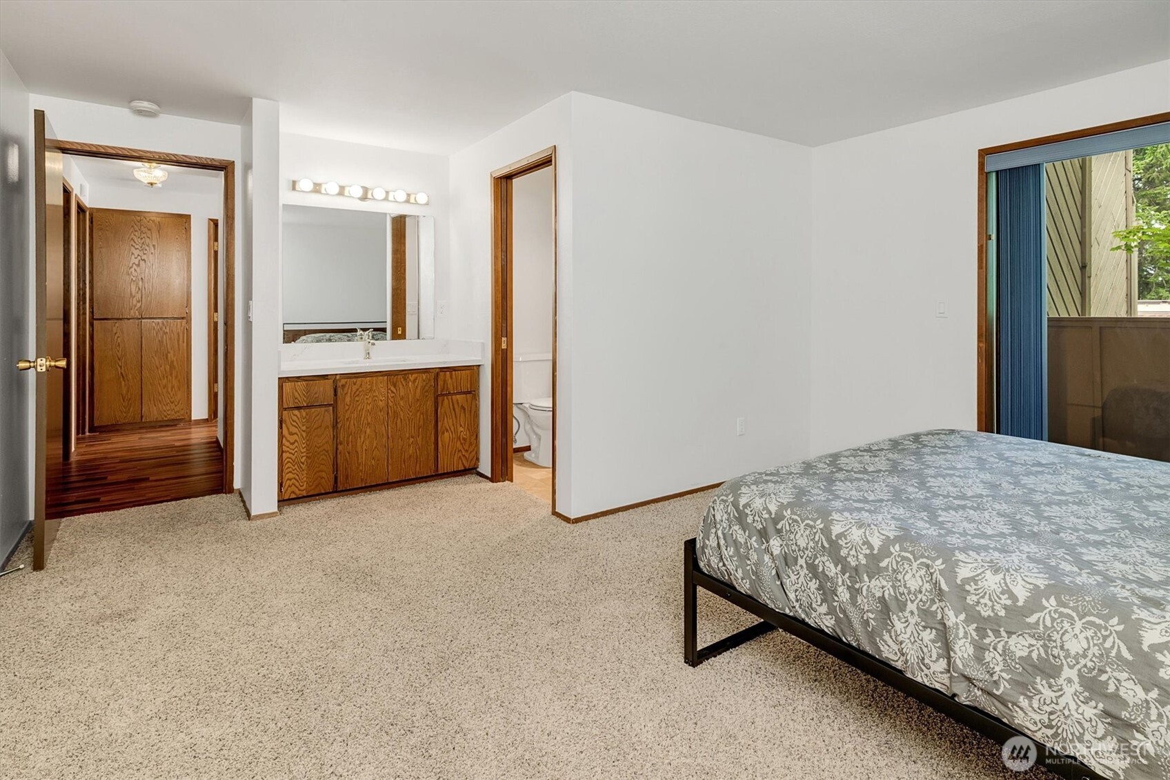 921 Pershing Ave 101 Property Photo 19