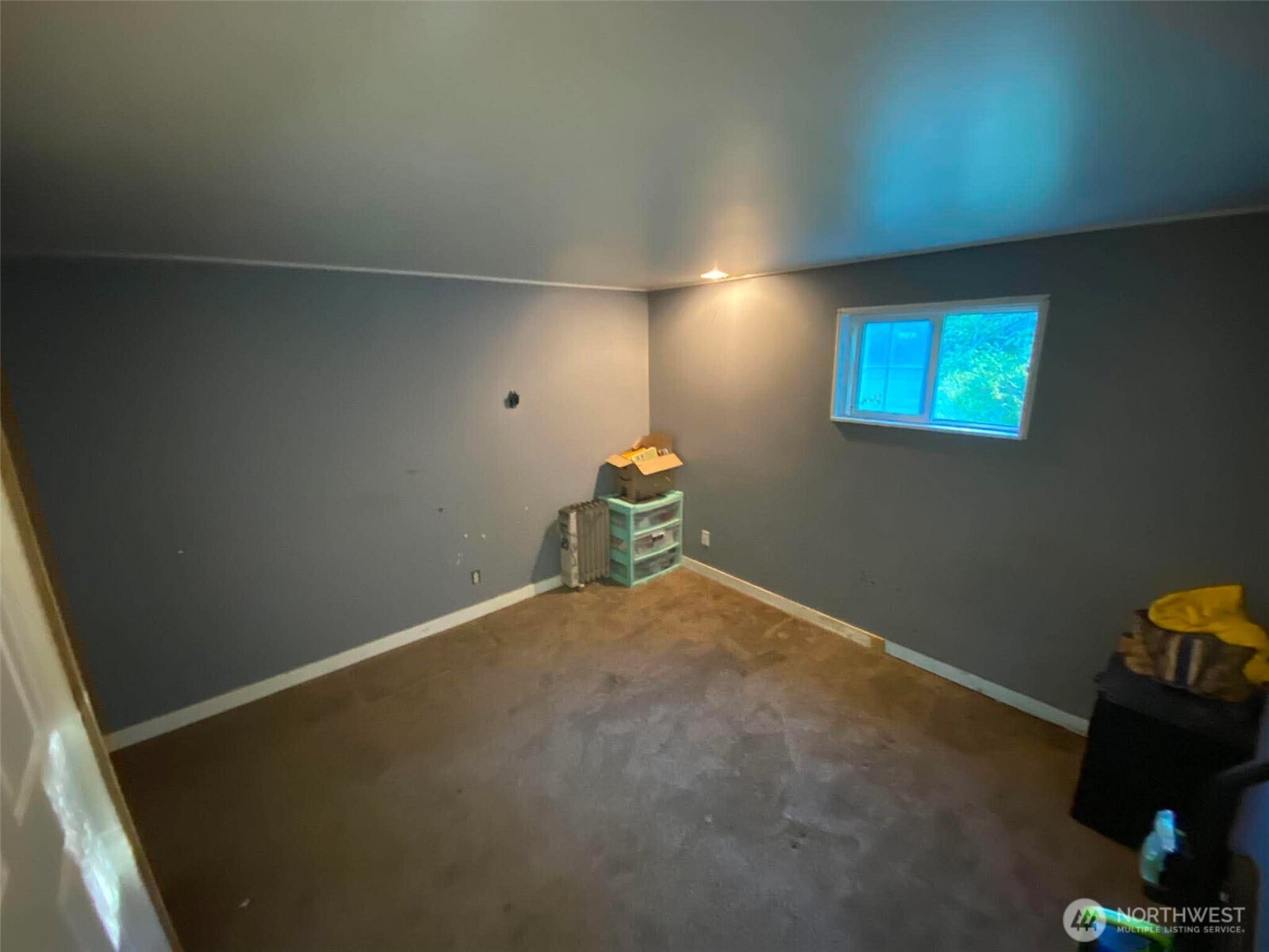 292921 Highway 101 Property Photo 3