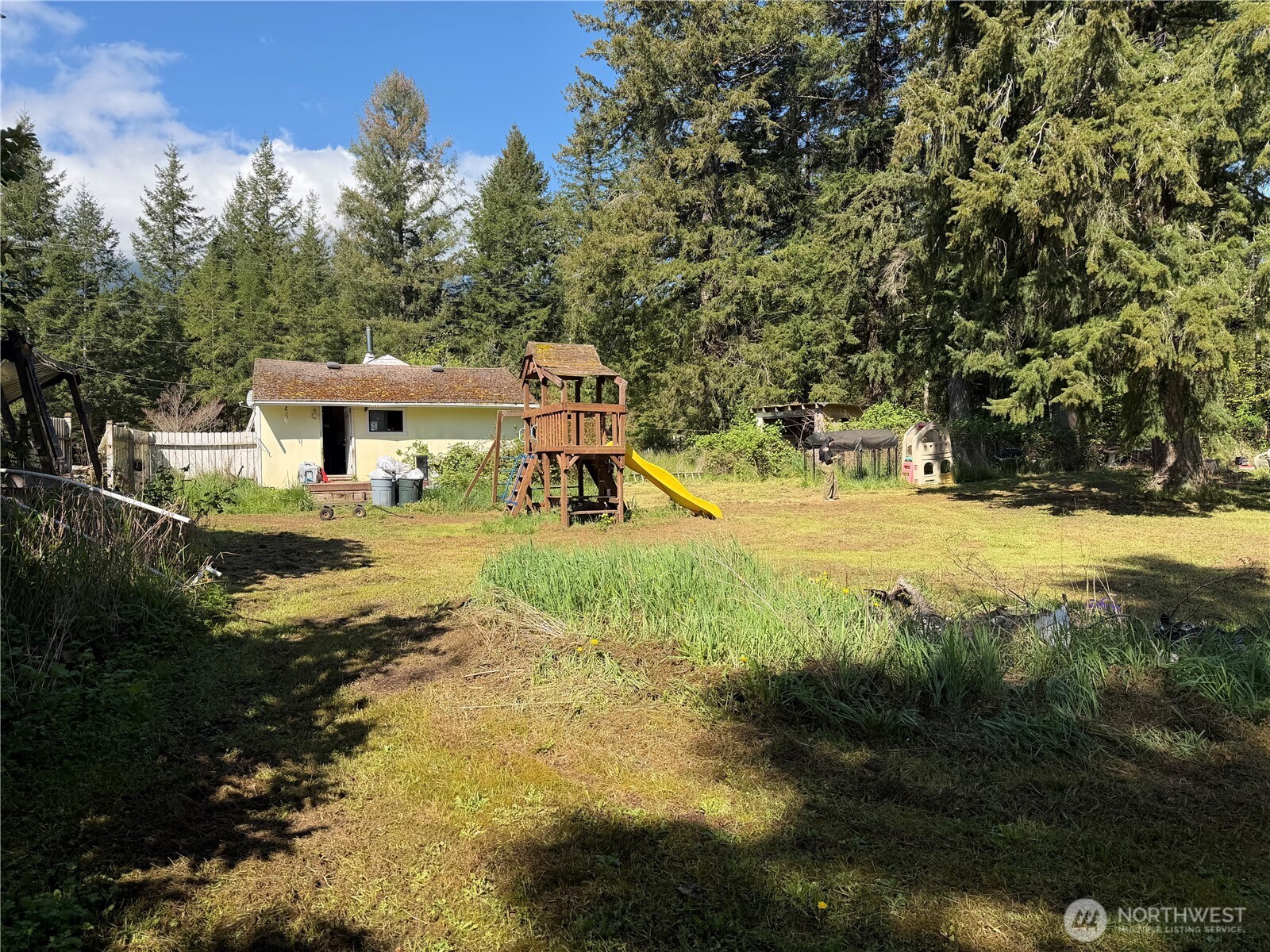 292921 Highway 101 Property Photo 7