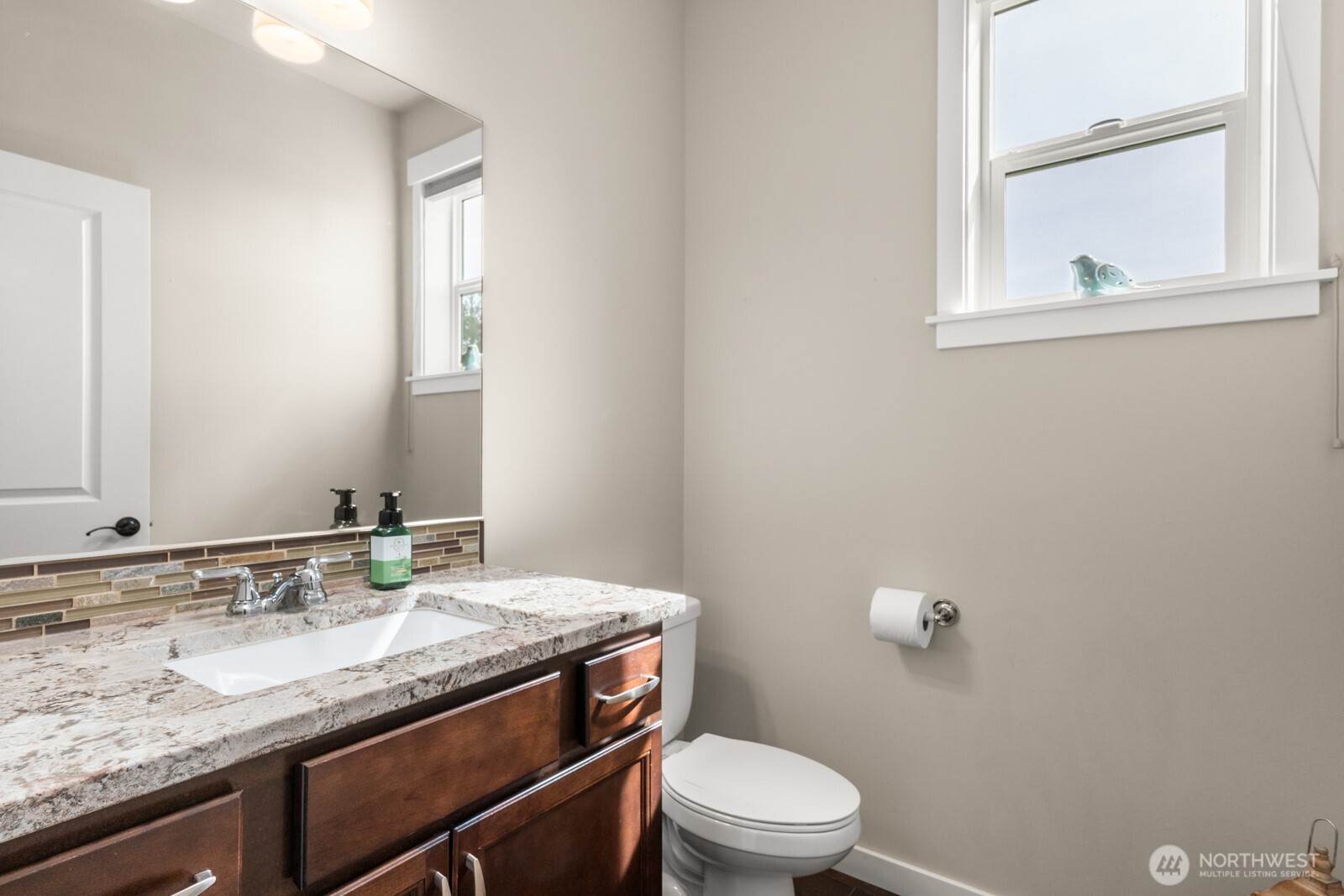 10916 Bay Meadows Lane Property Photo 12