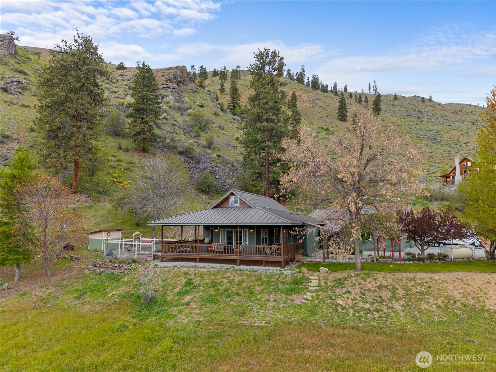 183 Twisp Carlton Road Property Photo 3