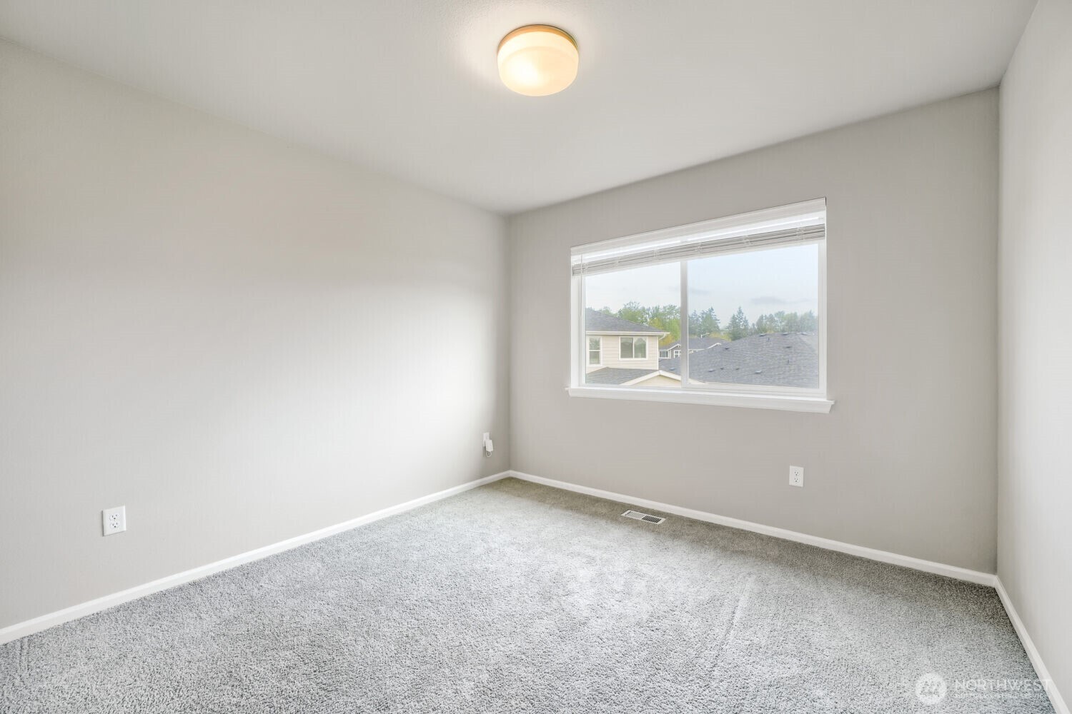 17326 129th Avenue Property Photo 16