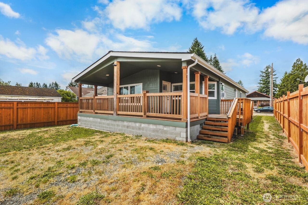 120 L Street Property Photo 1