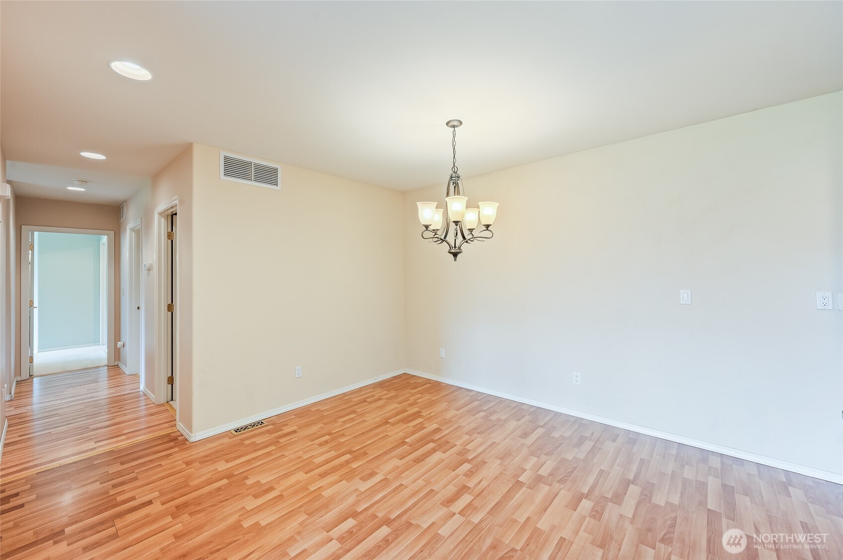 1380 Eastmont Avenue 1203 Property Photo 11