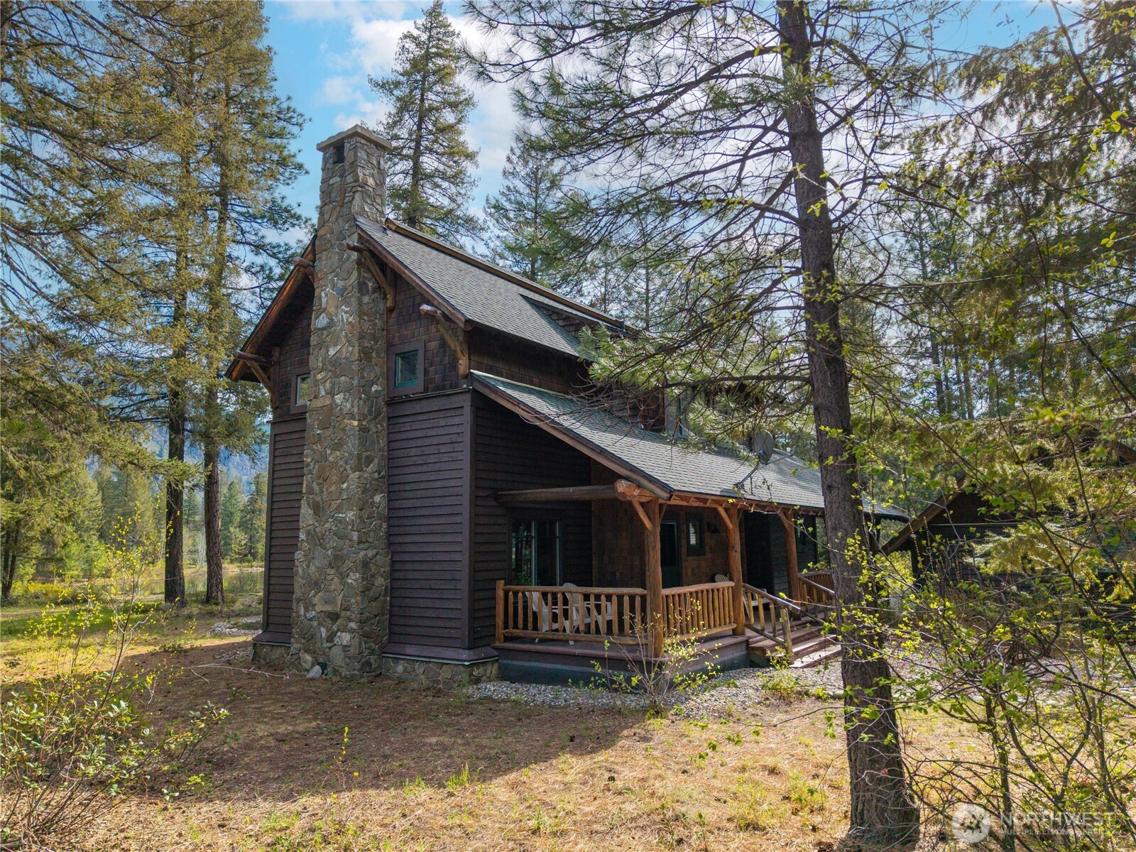 32 Freestone Lake Drive Property Photo 4