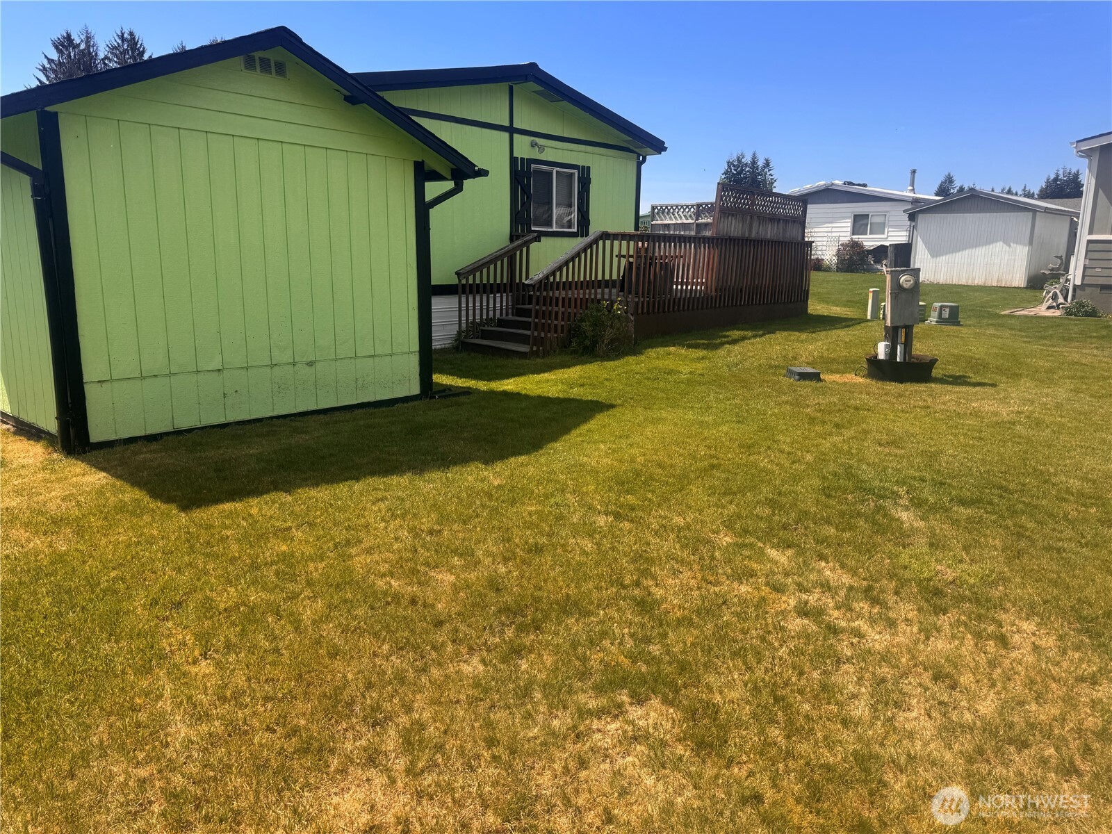 57 Clemons Rd 15 Property Photo 5