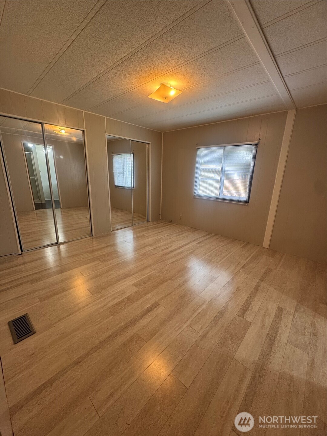 57 Clemons Rd 15 Property Photo 14