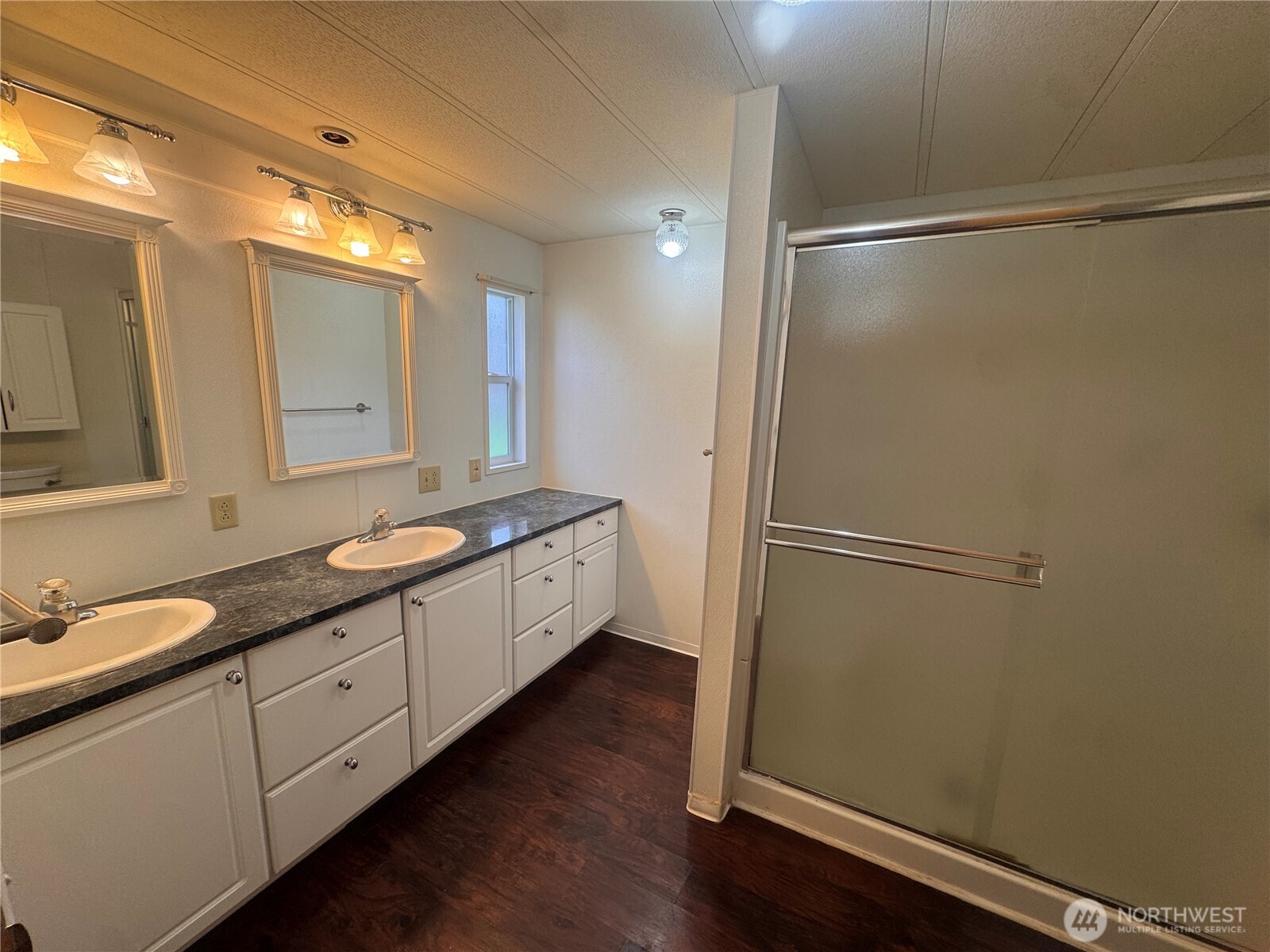 57 Clemons Rd 15 Property Photo 16