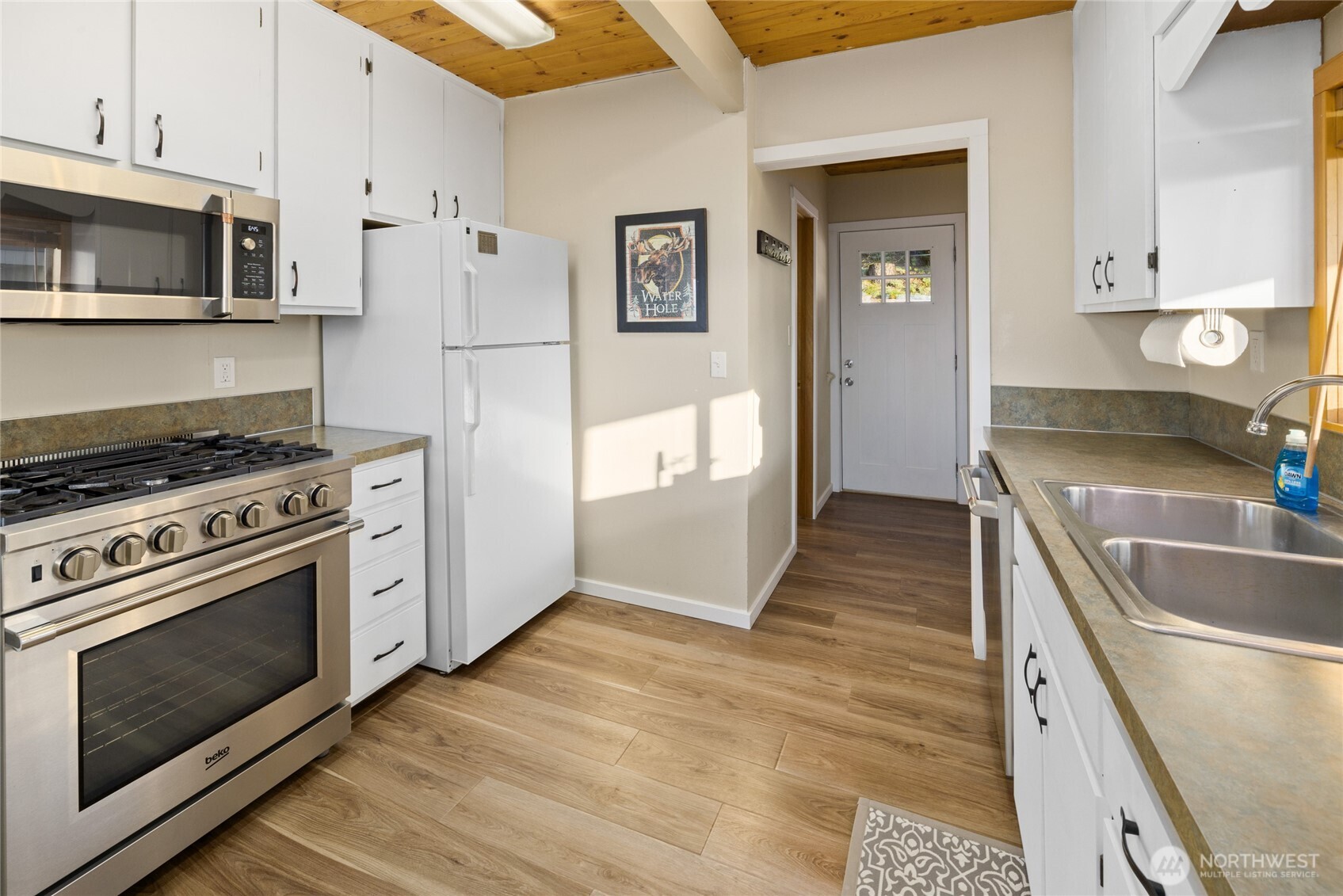 811 Horse Heaven Road Property Photo 13