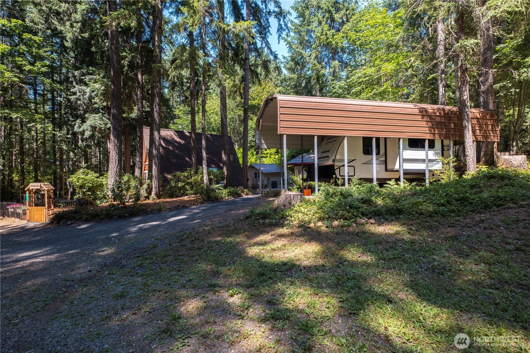 371 N Wynoochee Drive Property Photo 29