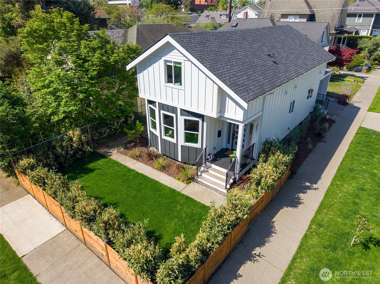 351 17th Avenue Property Photo 1