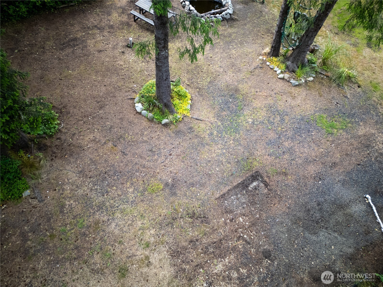 21 N Lakeside Drive Property Photo 8