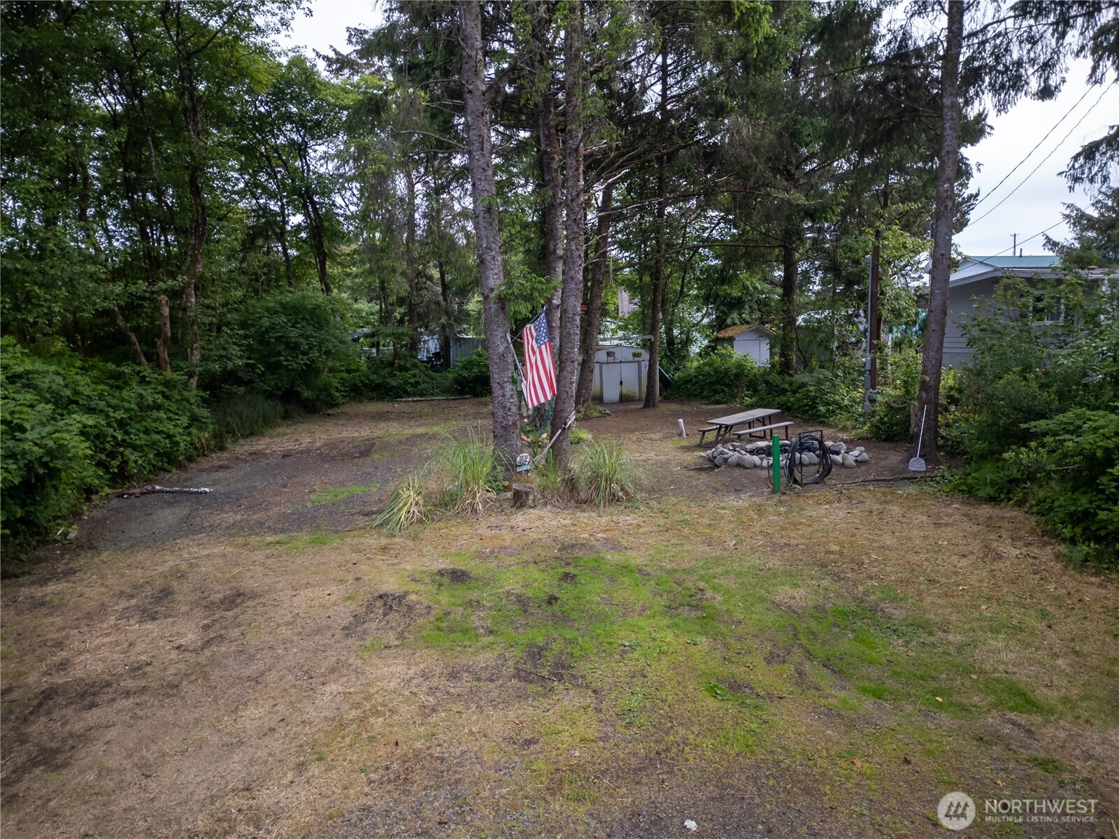 21 N Lakeside Drive Property Photo 11