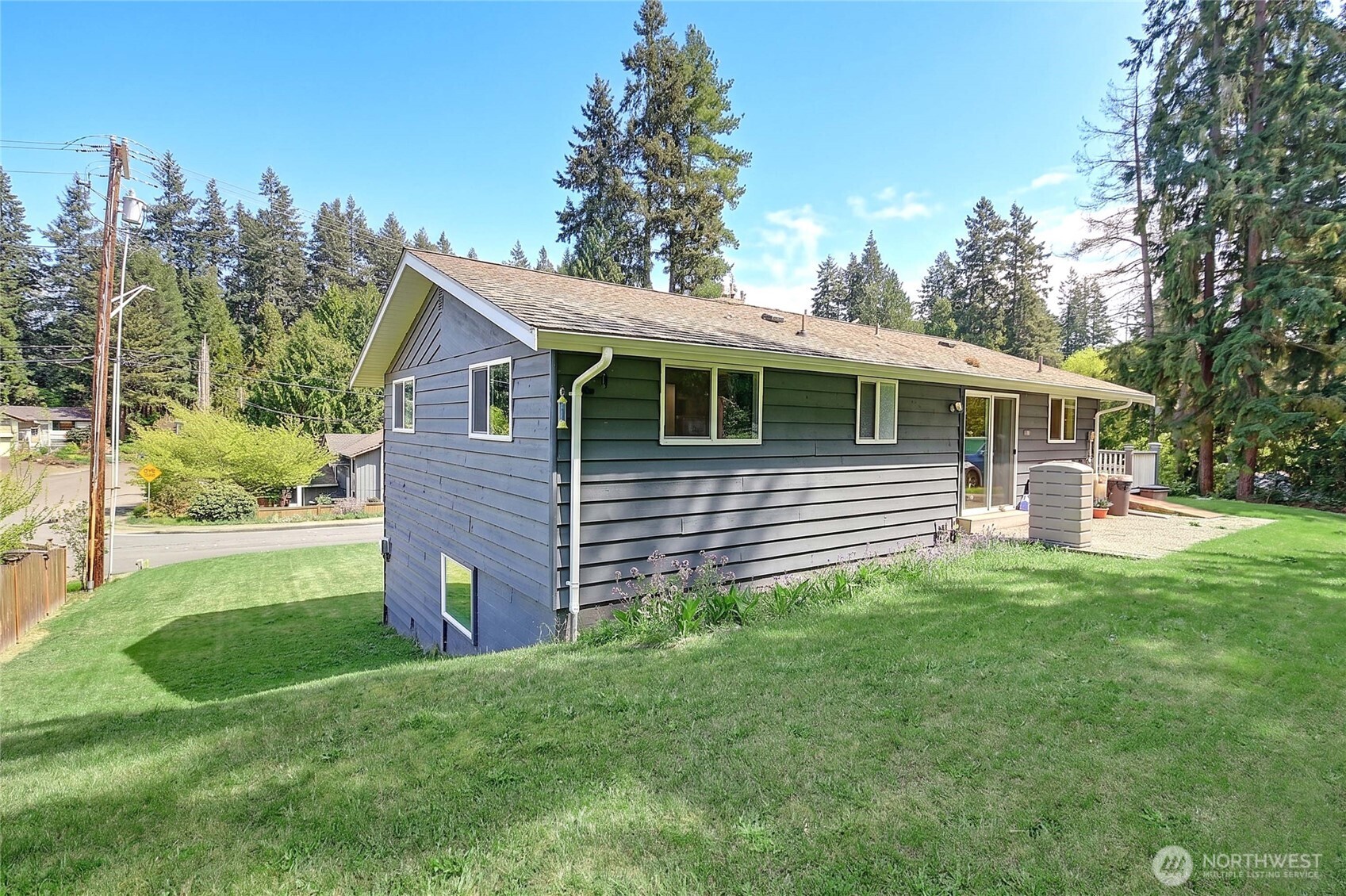 17810 Olympic View Drive Property Photo 9