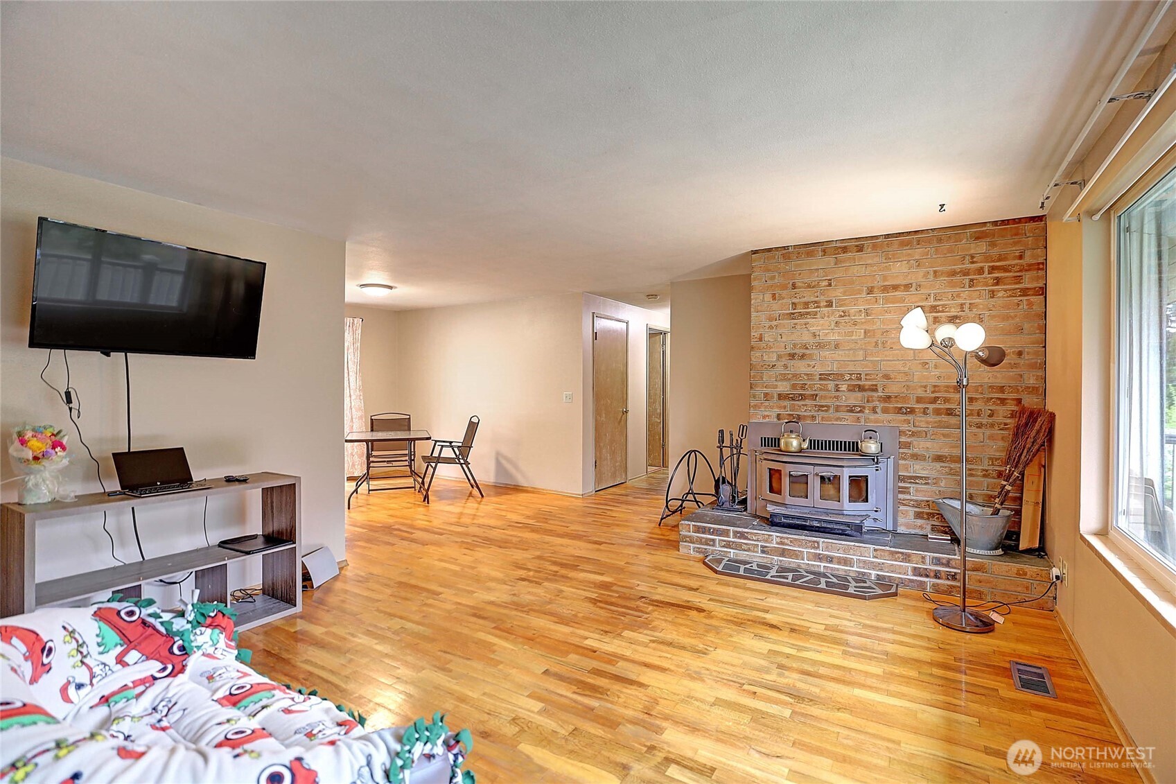 17810 Olympic View Drive Property Photo 19