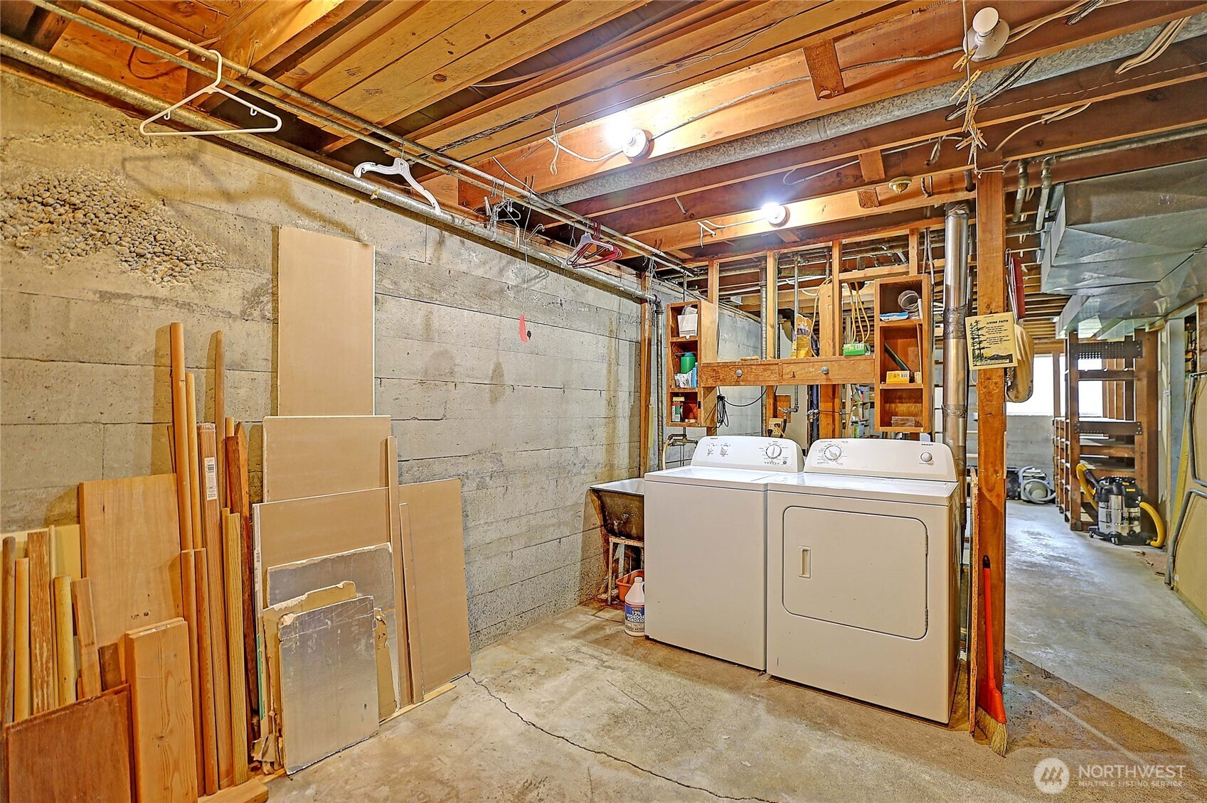 17810 Olympic View Drive Property Photo 24