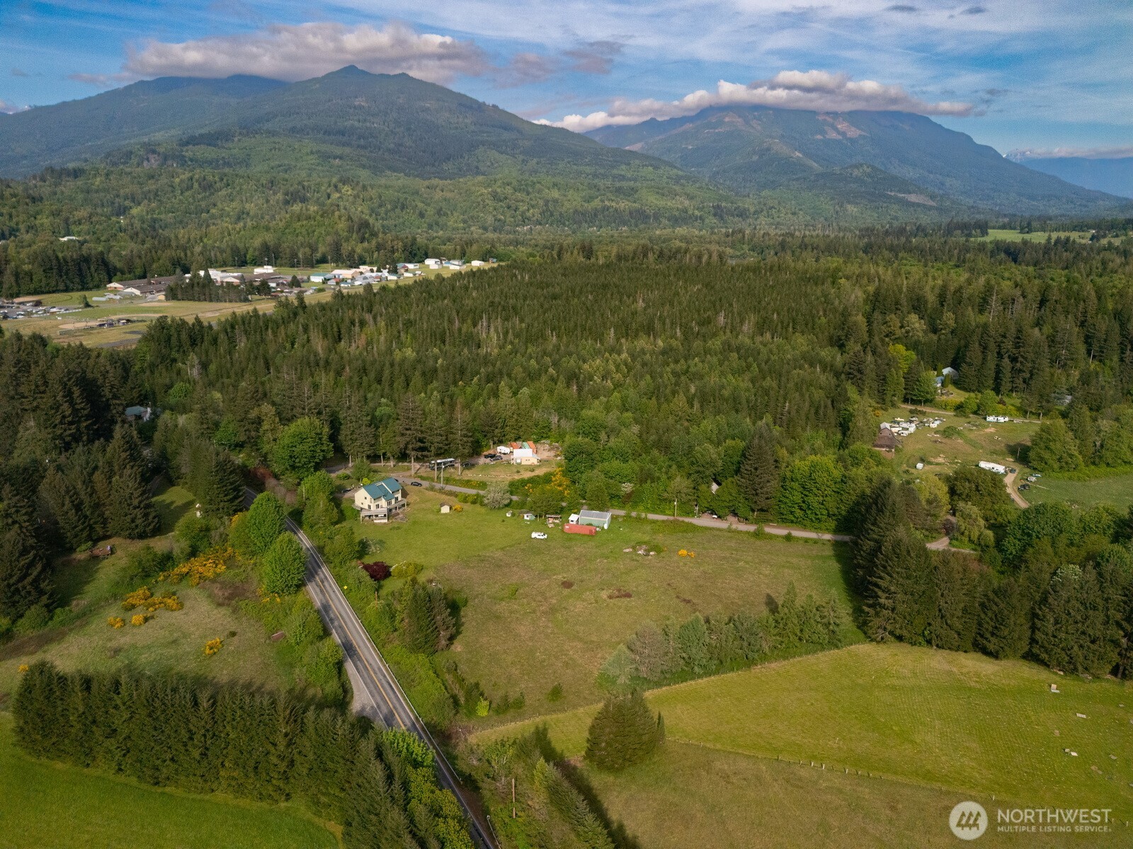 8120 Gordon Road Property Photo 4
