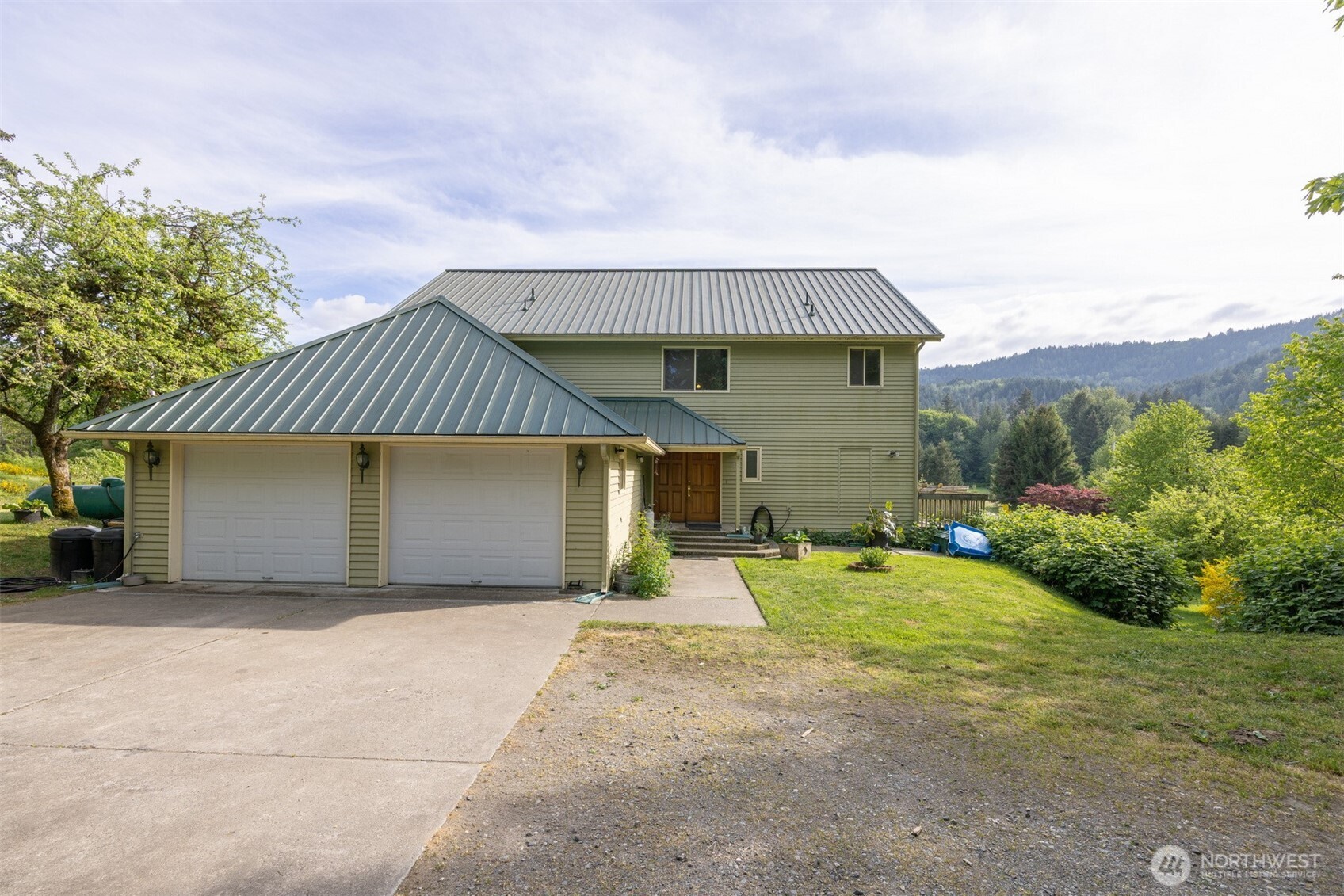 8120 Gordon Road Property Photo 7
