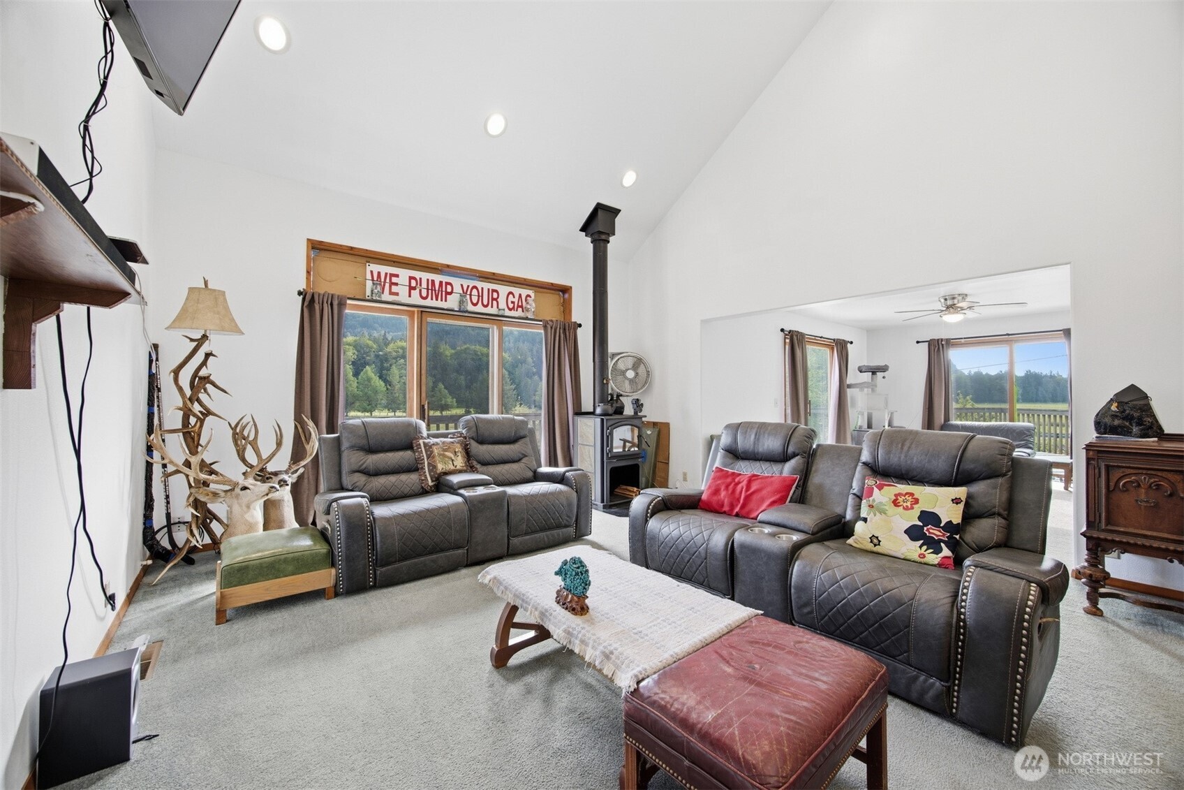 8120 Gordon Road Property Photo 12