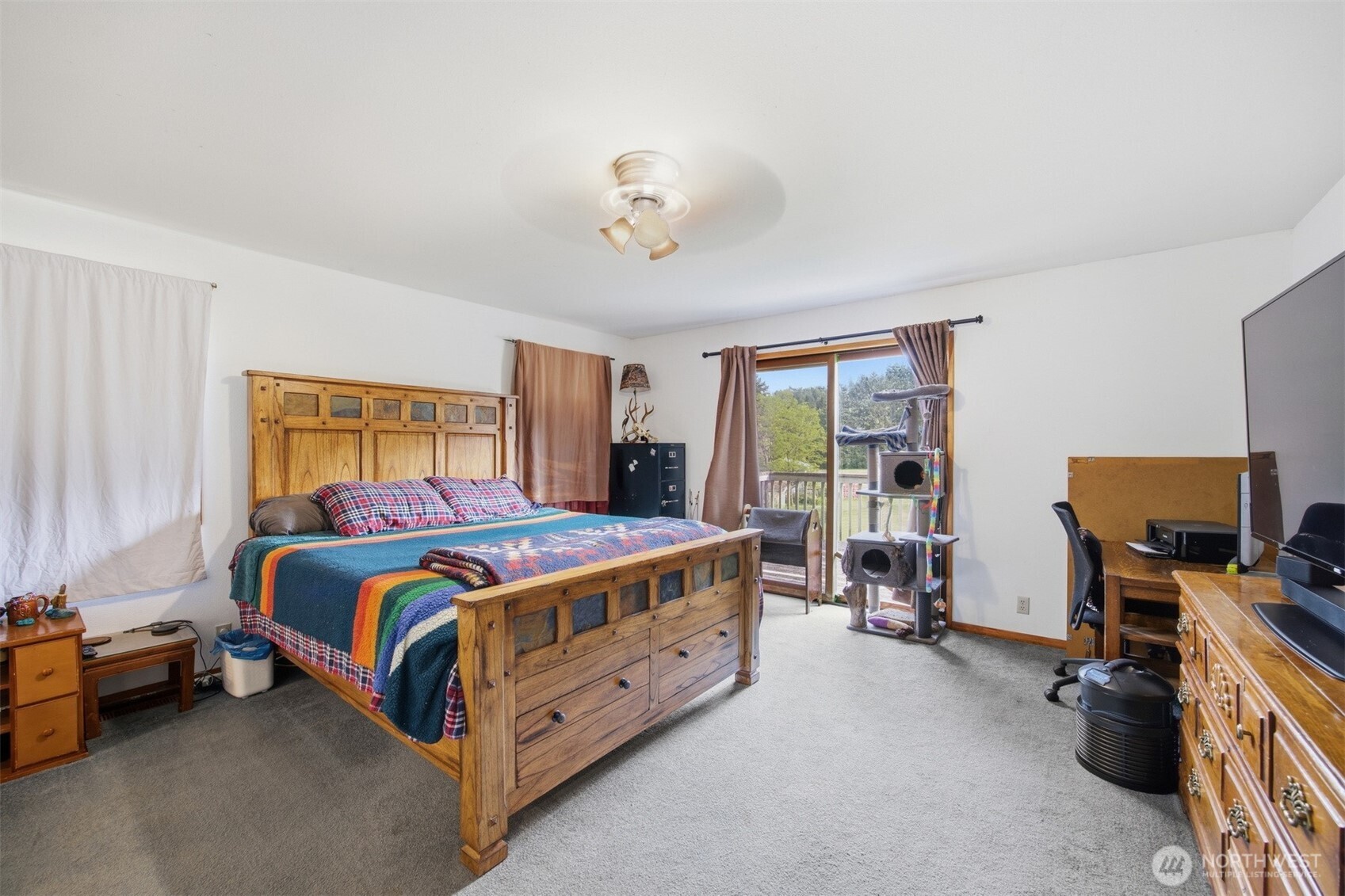 8120 Gordon Road Property Photo 16