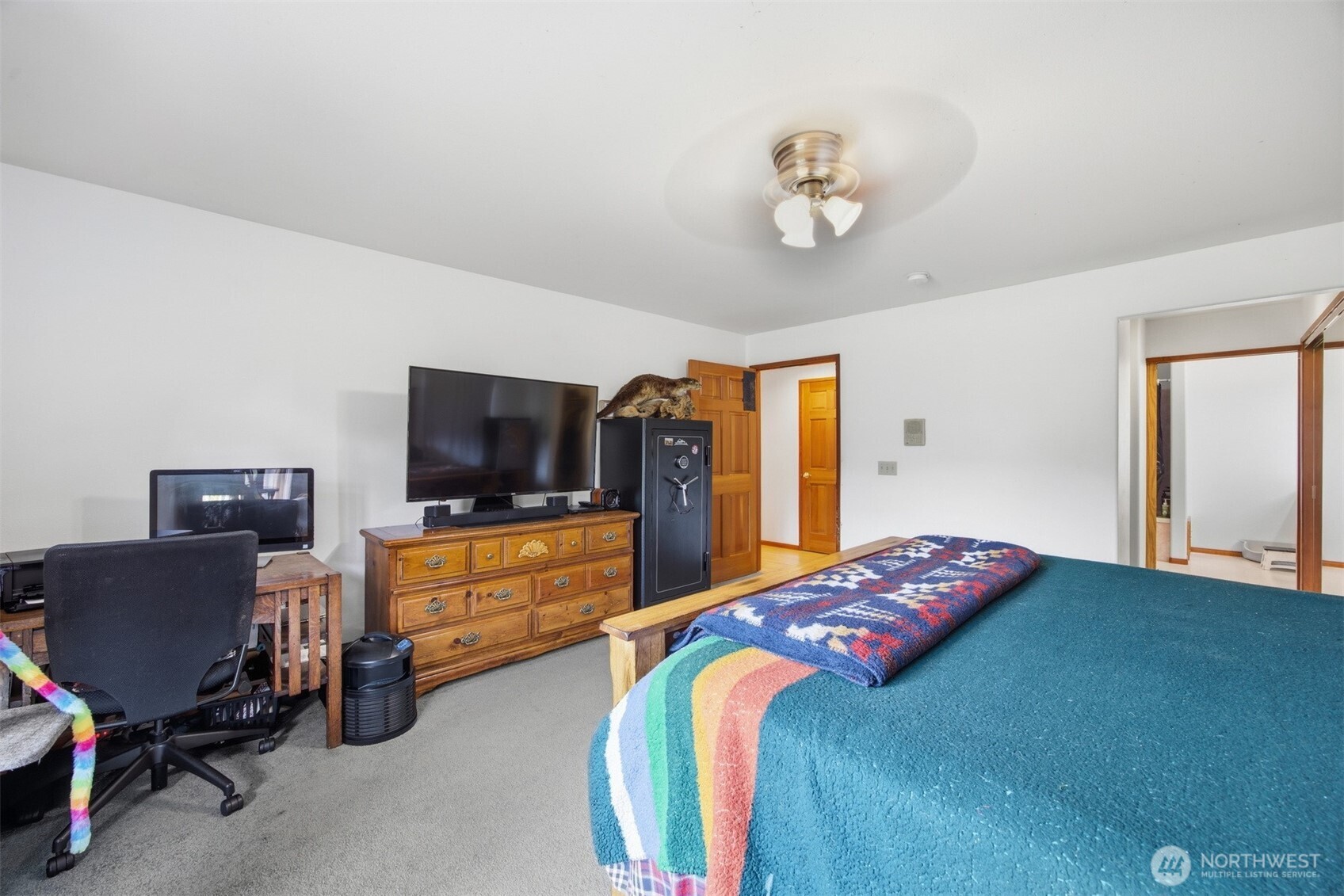 8120 Gordon Road Property Photo 17