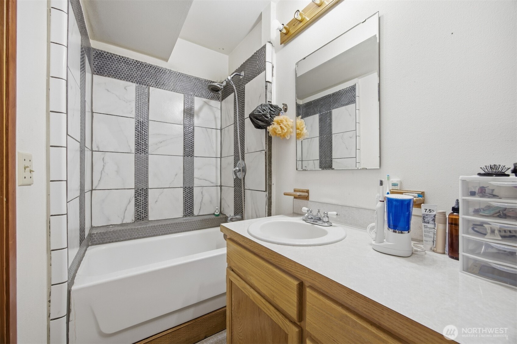 8120 Gordon Road Property Photo 30