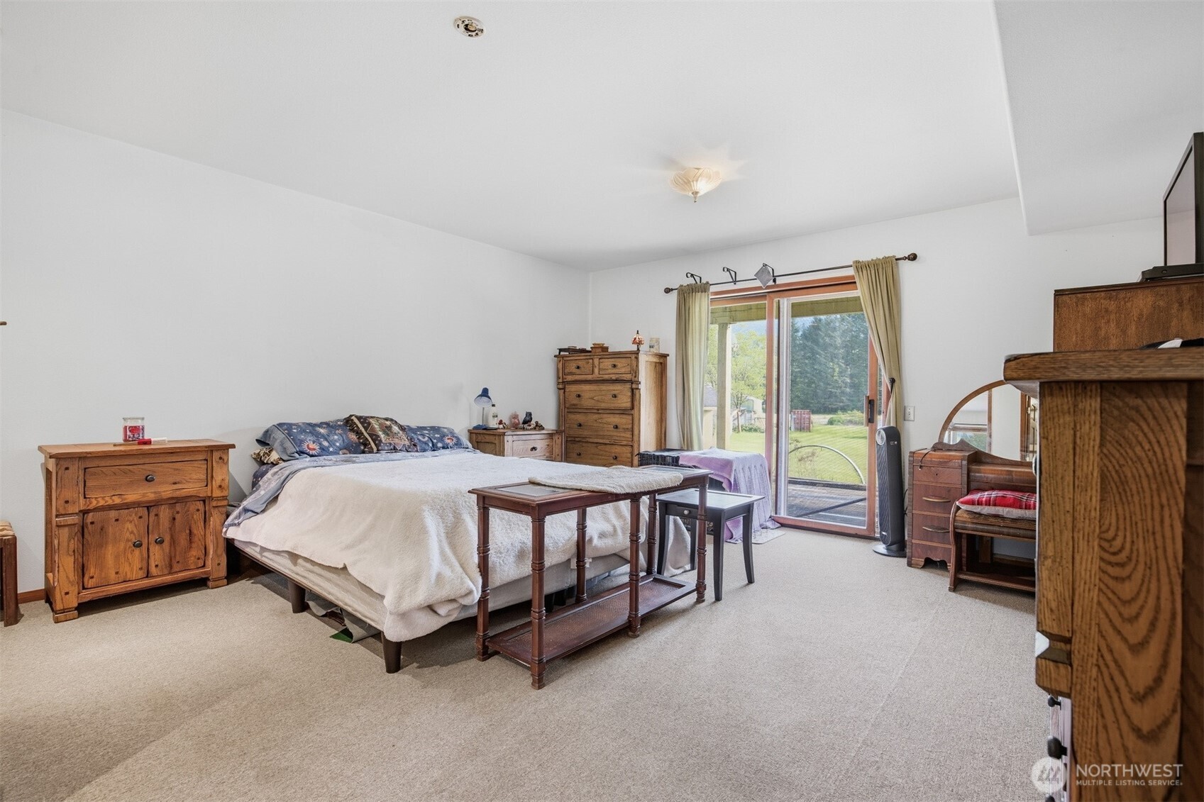 8120 Gordon Road Property Photo 31
