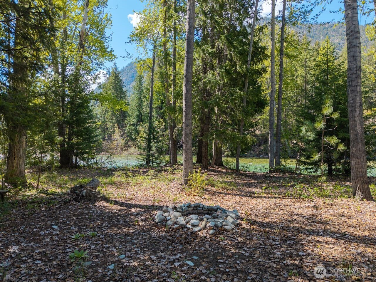 98 Cassel Way Property Photo 33
