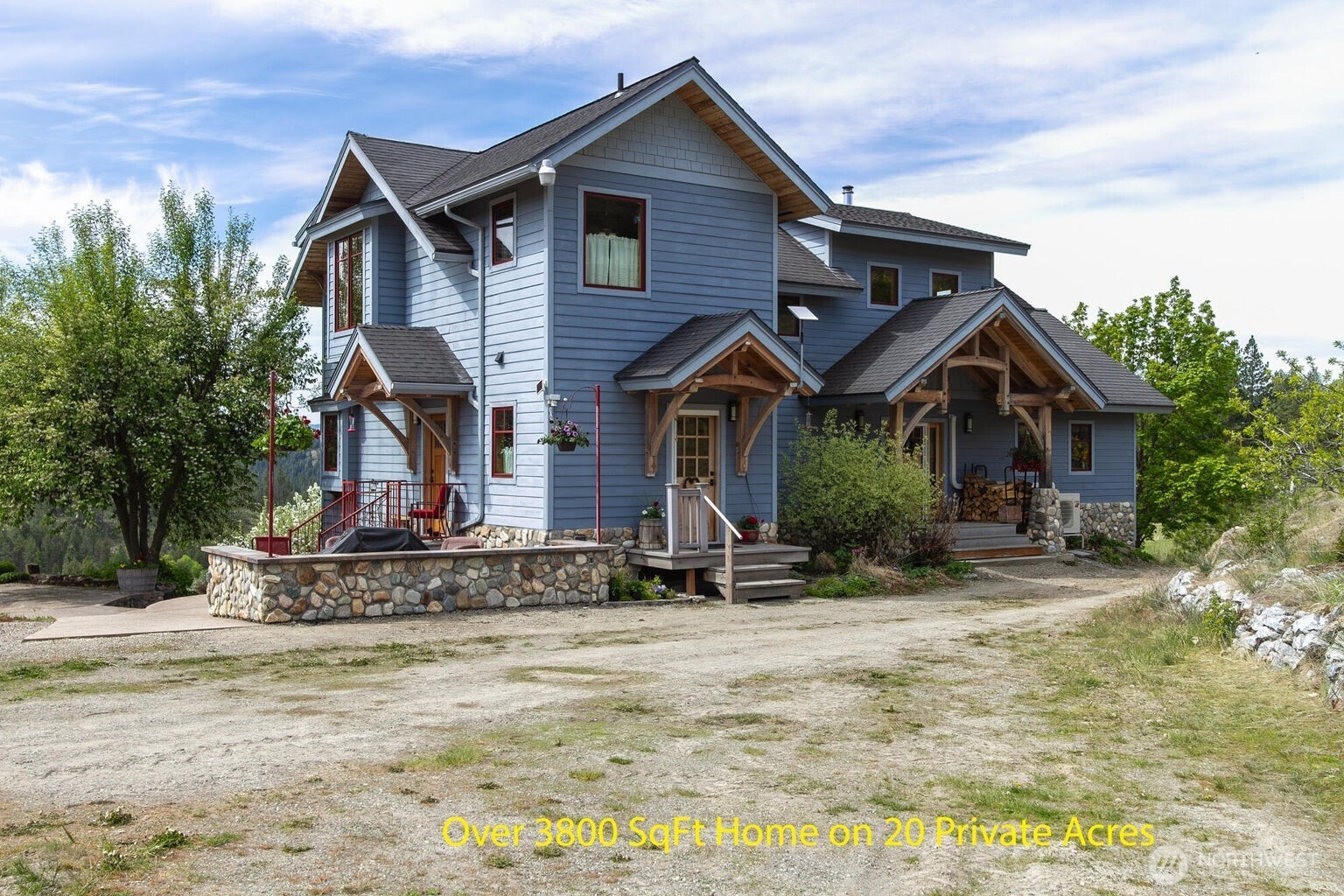 493 Mumau Road Property Photo 2