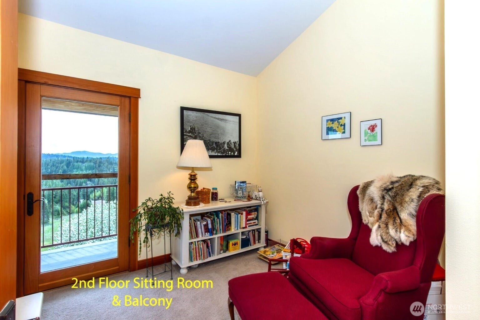 493 Mumau Road Property Photo 13