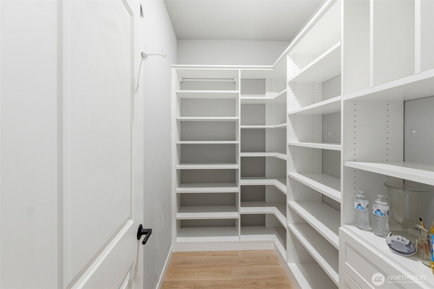 5536 Kinross Road Property Photo 15