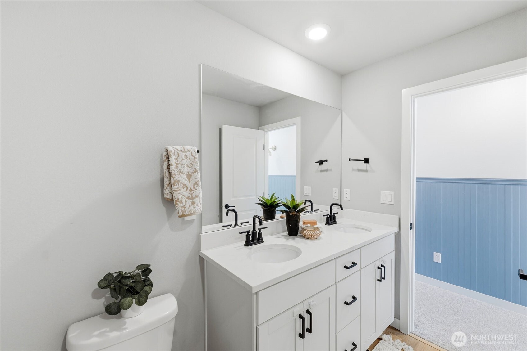 5536 Kinross Road Property Photo 22