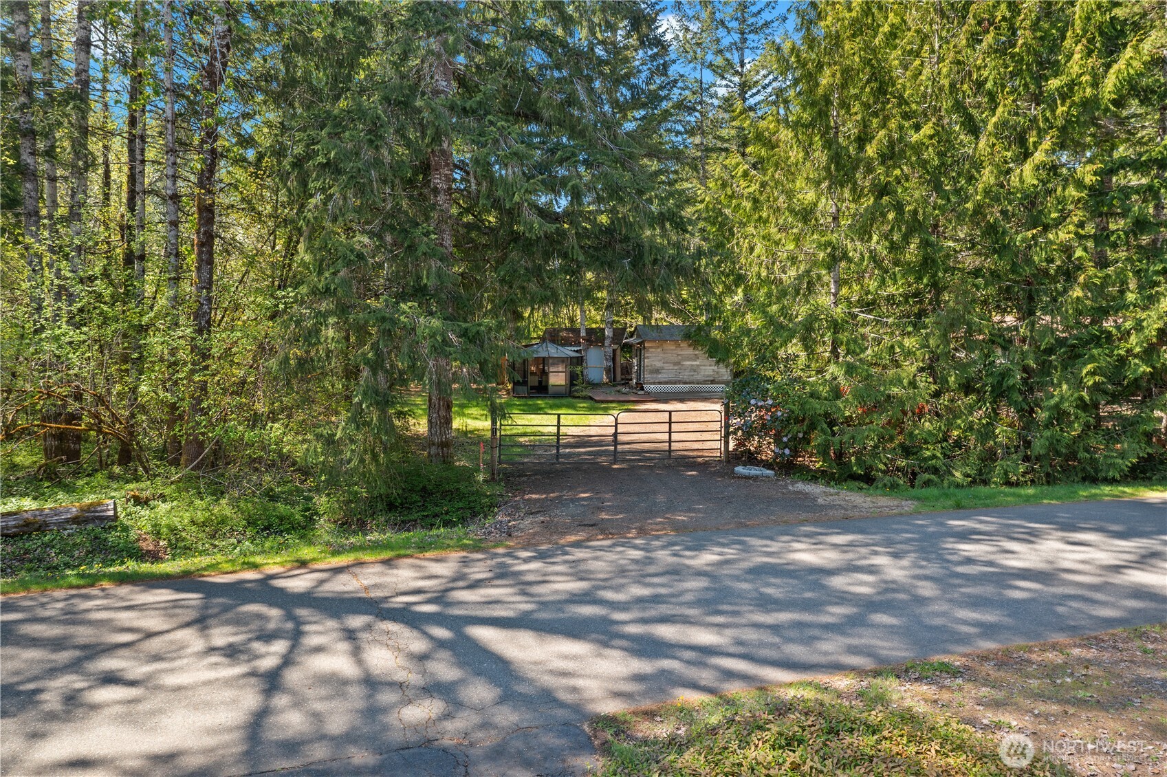 211 N Mount Christie Drive Property Photo 3