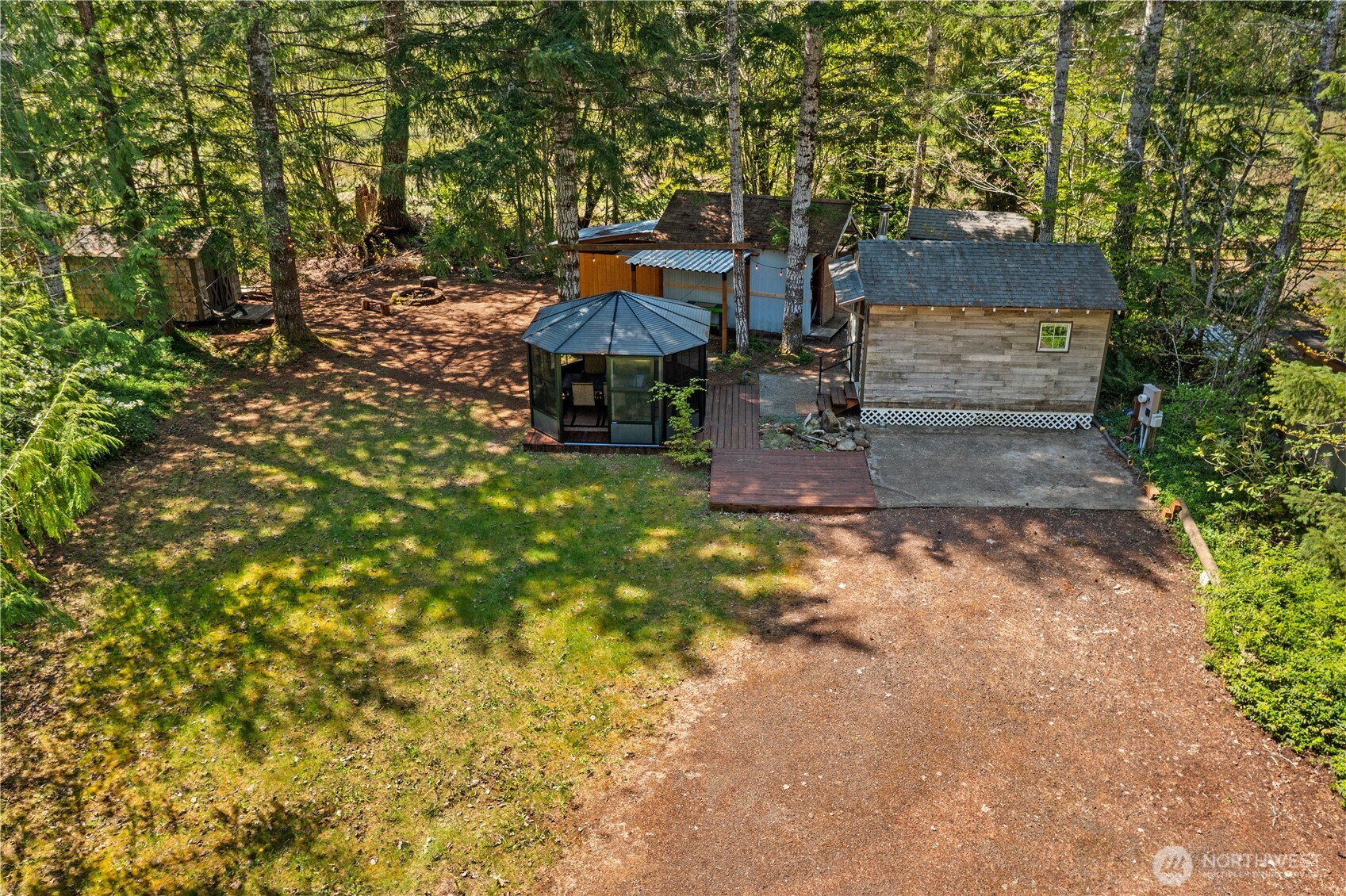 211 N Mount Christie Drive Property Photo 5
