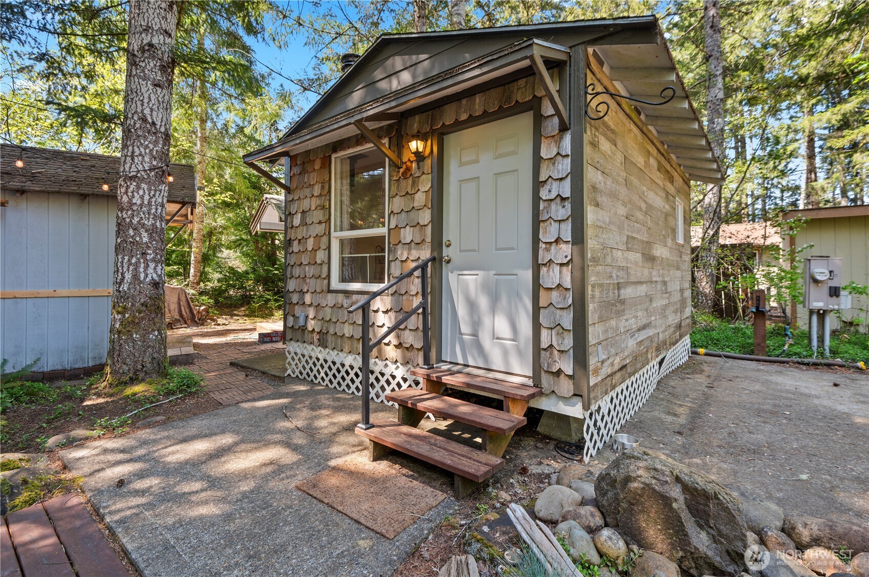 211 N Mount Christie Drive Property Photo 10