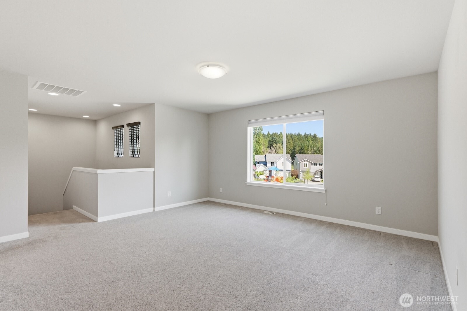 2466 Ne Athlon Court Property Photo 24