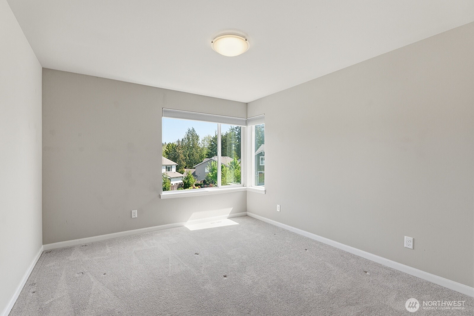 2466 Ne Athlon Court Property Photo 28