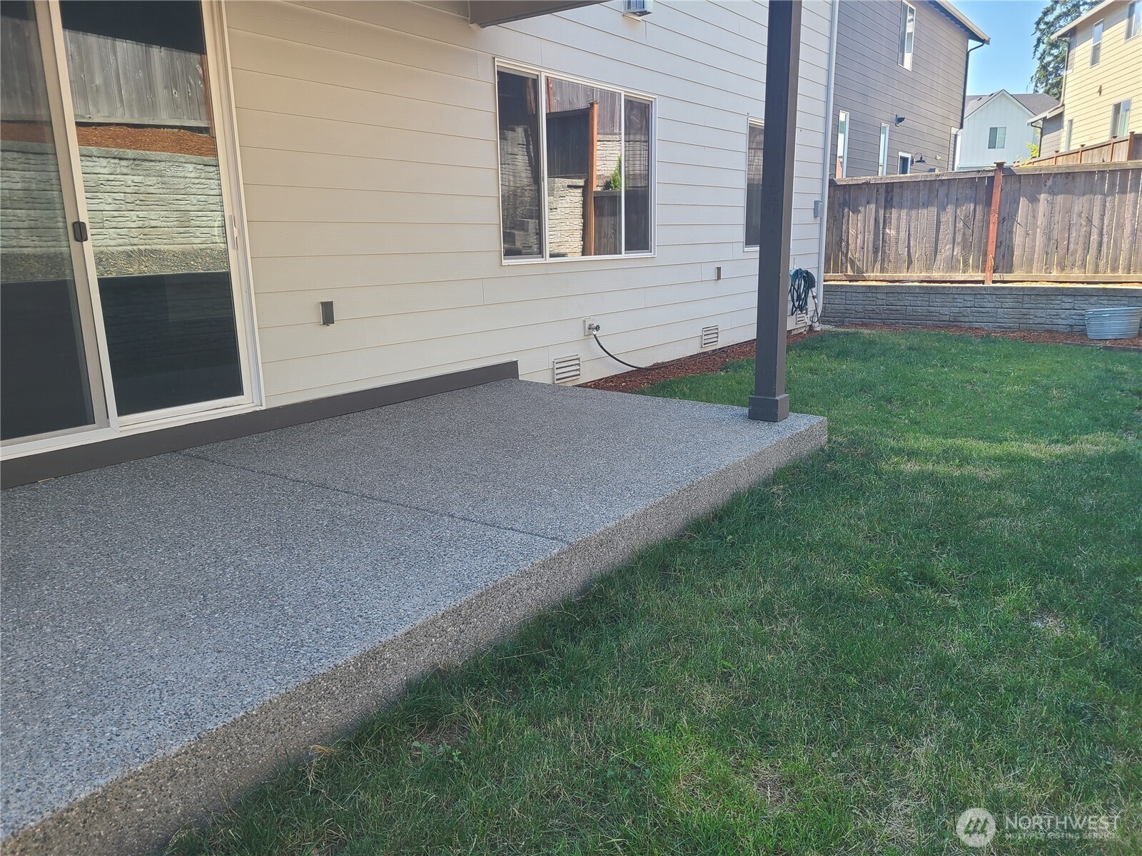 2466 Ne Athlon Court Property Photo 32