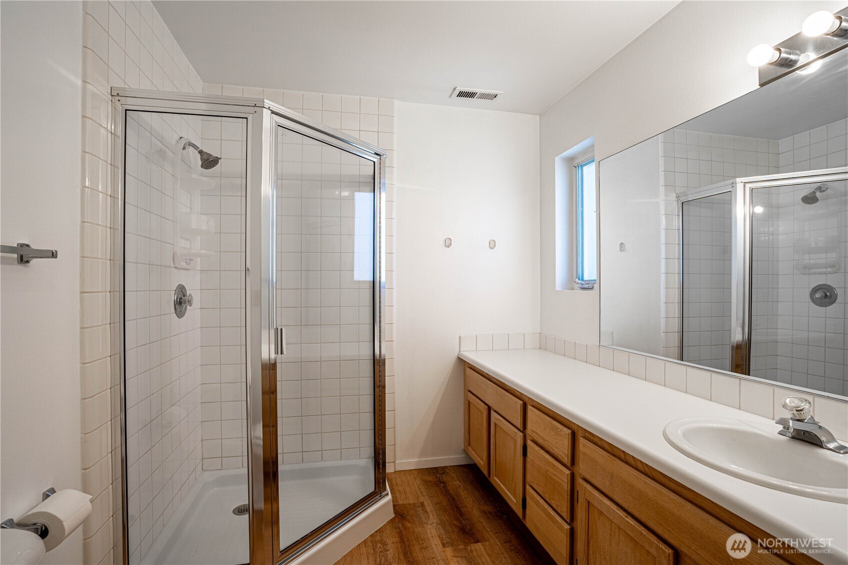 433 W Webster Avenue Property Photo 17