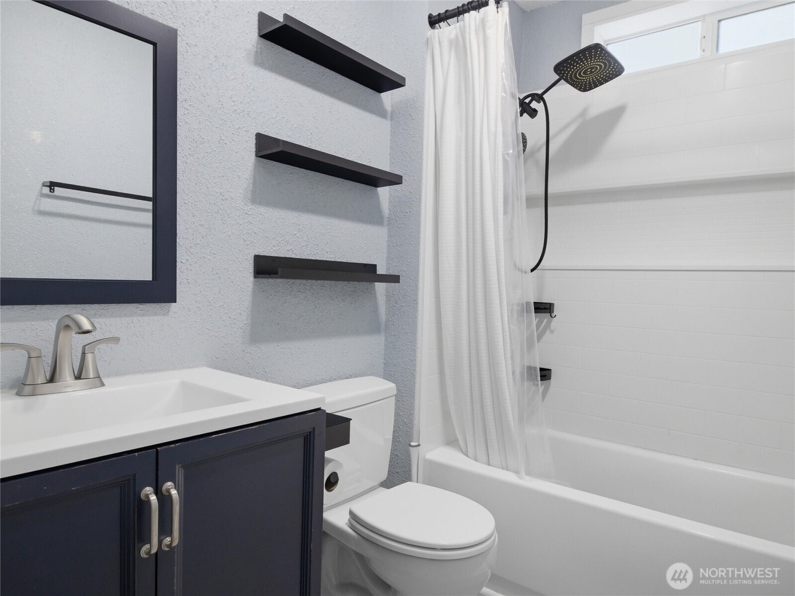 219 South Lane Property Photo 10